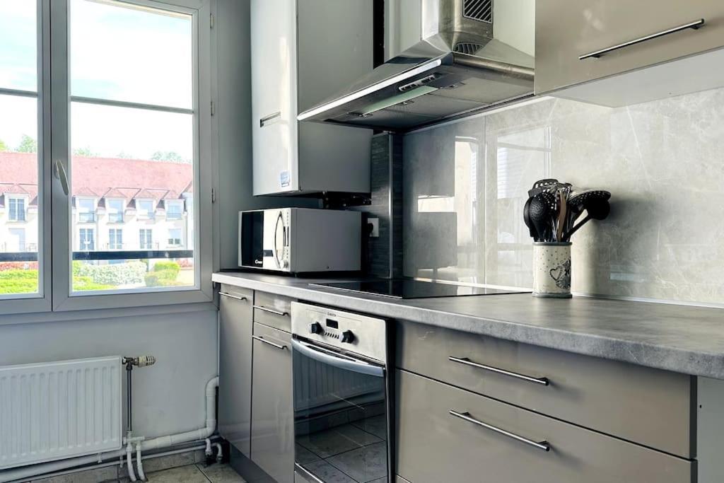 Apartment 3 Bedroomed Serris Val D'Europe Disneyland Paris Bagian luar foto