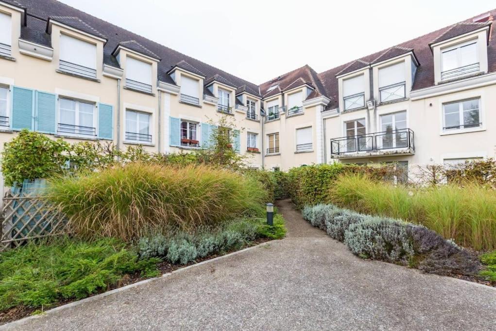 Apartment 3 Bedroomed Serris Val D'Europe Disneyland Paris Bagian luar foto