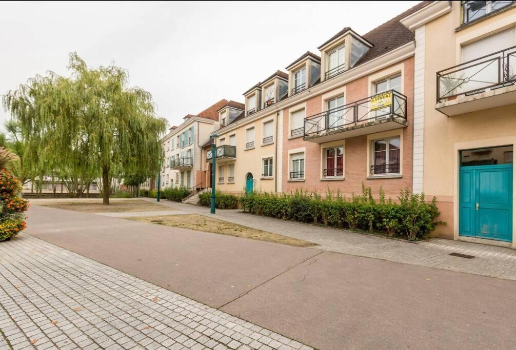 Apartment 3 Bedroomed Serris Val D'Europe Disneyland Paris Bagian luar foto